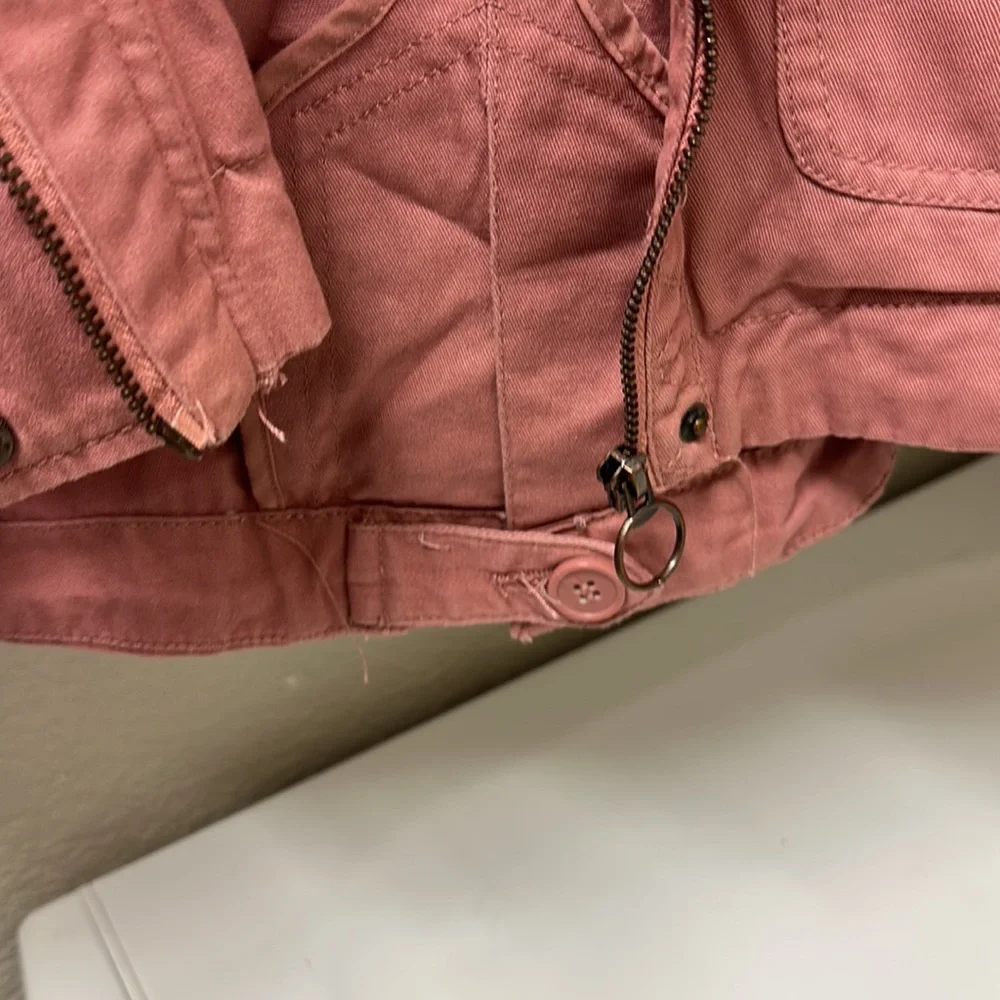 Women’s Jolt Pink Jacket - Picture 3 of 13